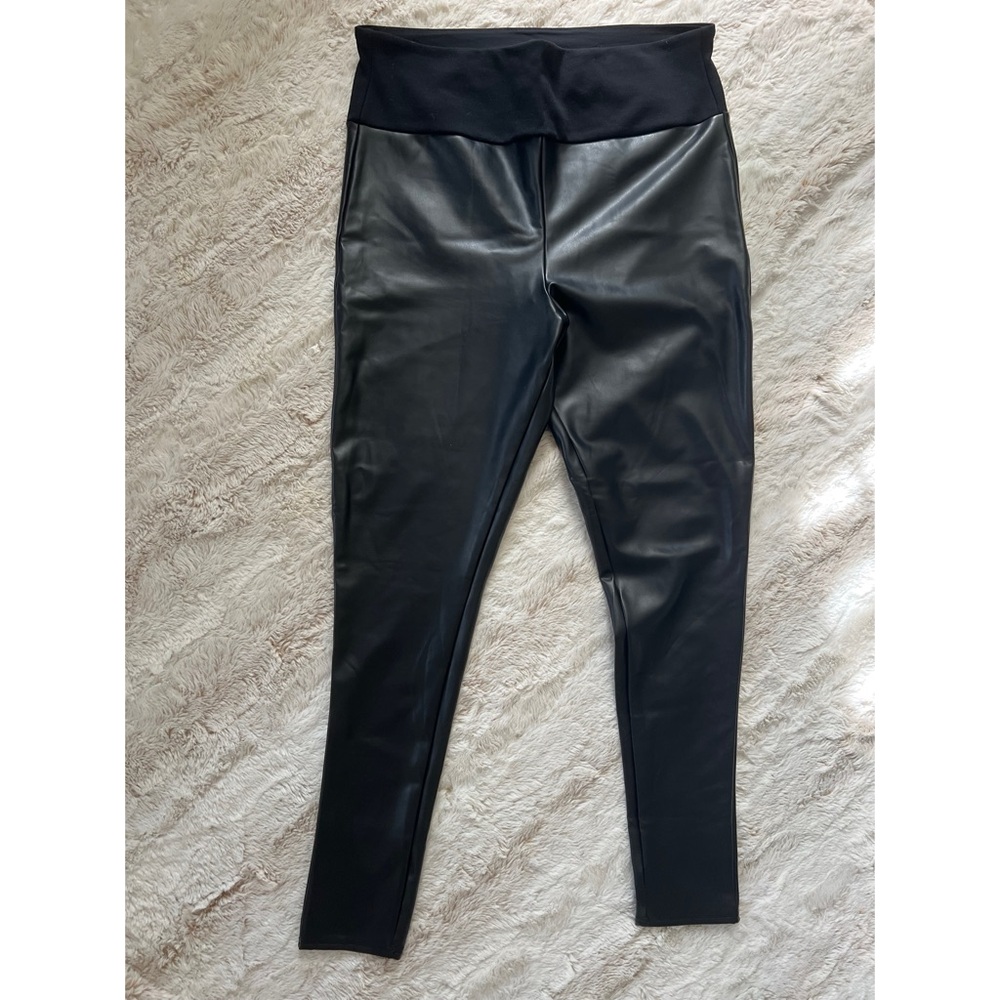 Assets by SPANX Faux Leather Leggings